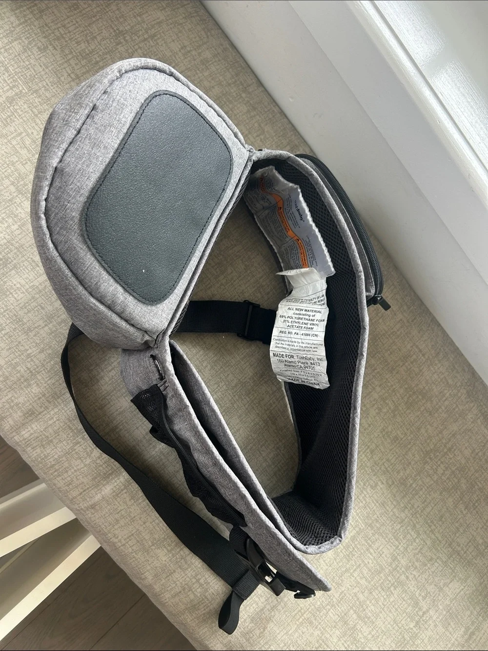 The Tushbaby™ Hip Carrier